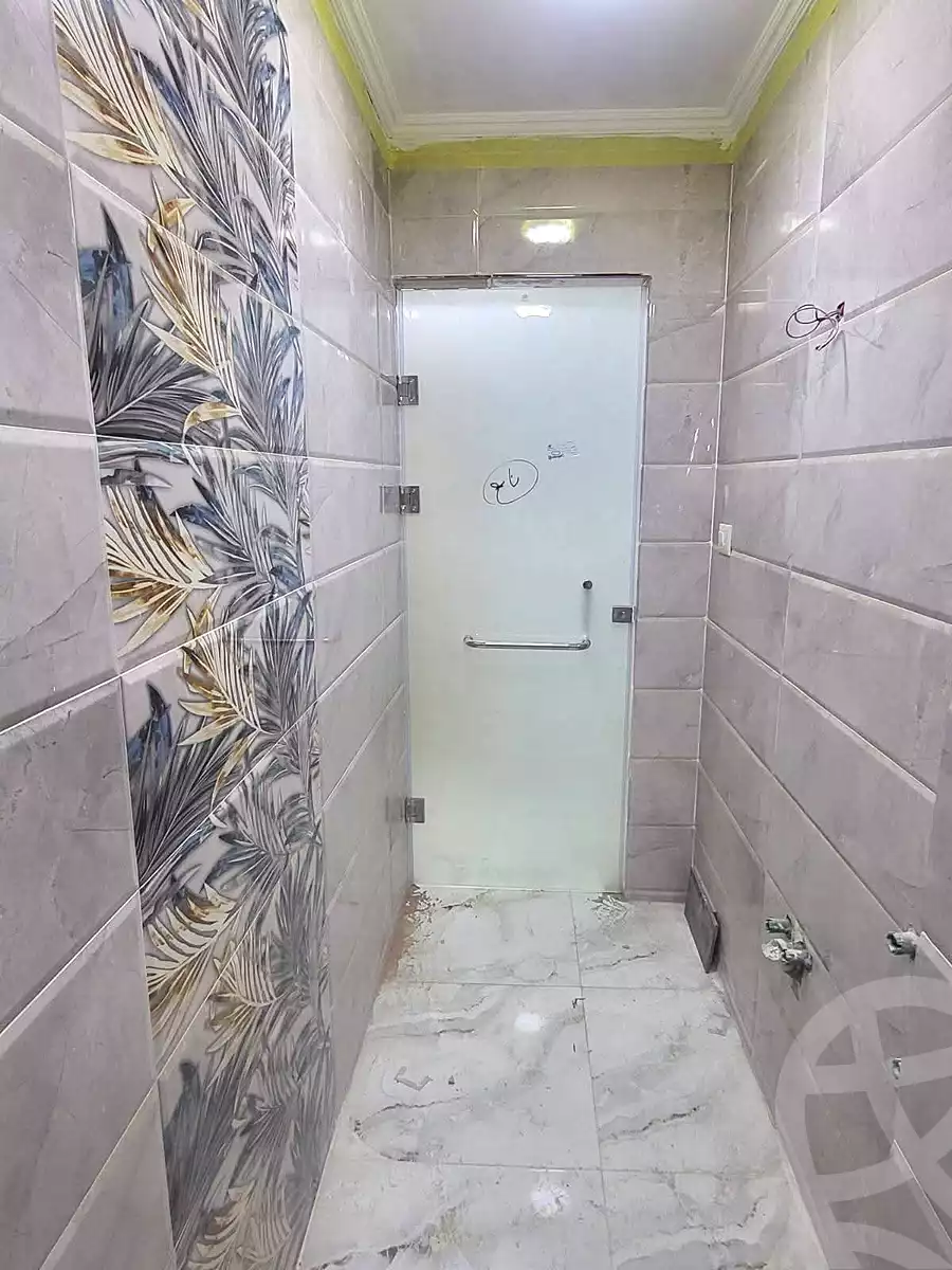 https://aqarmap.com.eg/ar/listing/7305089-for-sale-cairo-helwan-el-shareaa-el-sharby-st