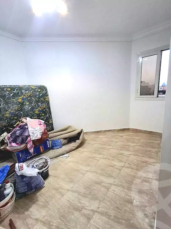 https://aqarmap.com.eg/ar/listing/7305391-for-sale-alexandria-el-asafra-shr-45