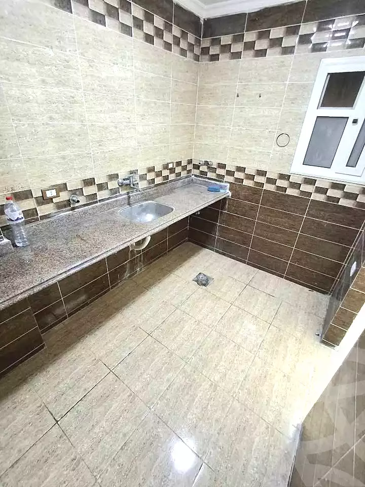 https://aqarmap.com.eg/ar/listing/7305391-for-sale-alexandria-el-asafra-shr-45