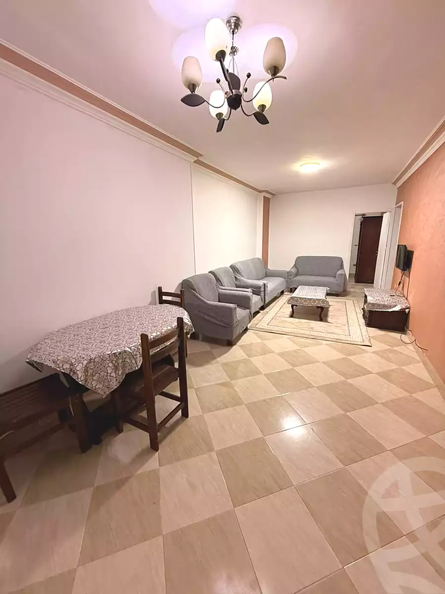 https://aqarmap.com.eg/ar/listing/7305643-for-rent-cairo-6th-of-october-el-ahyaa-neighborhood-1st