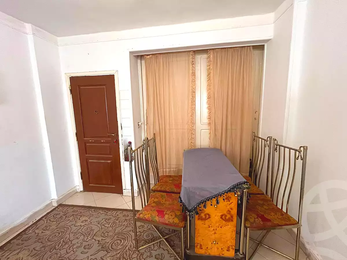 https://aqarmap.com.eg/ar/listing/7305765-for-rent-cairo-el-sheikh-zayed-city-el-hay-elawel