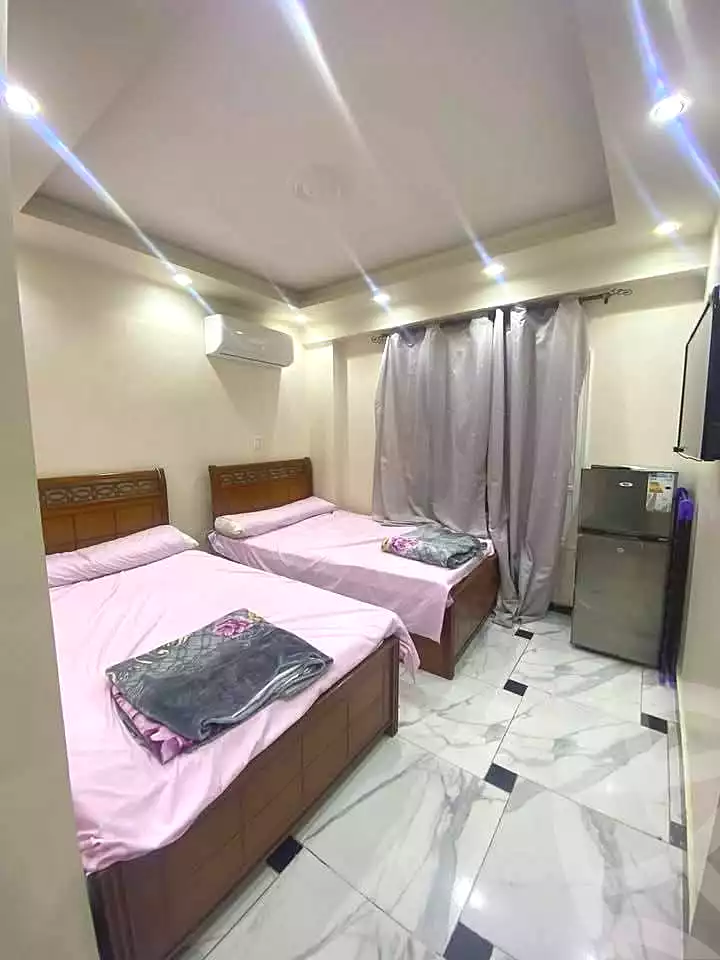 https://aqarmap.com.eg/ar/listing/7305828-for-rent-cairo-6th-of-october-el-ahyaa-neighborhood-1st