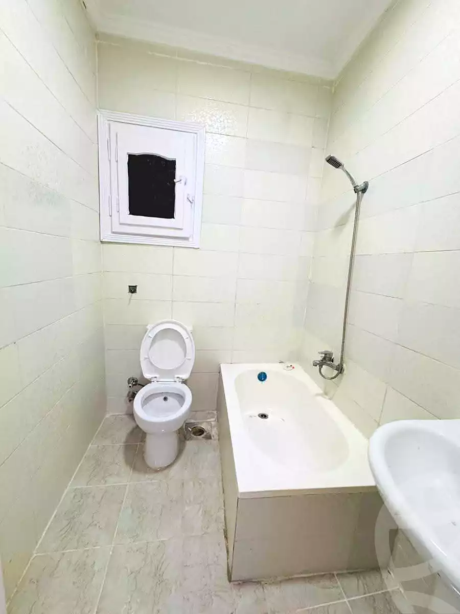https://aqarmap.com.eg/en/listing/7306075-for-sale-alexandria-al-agamy