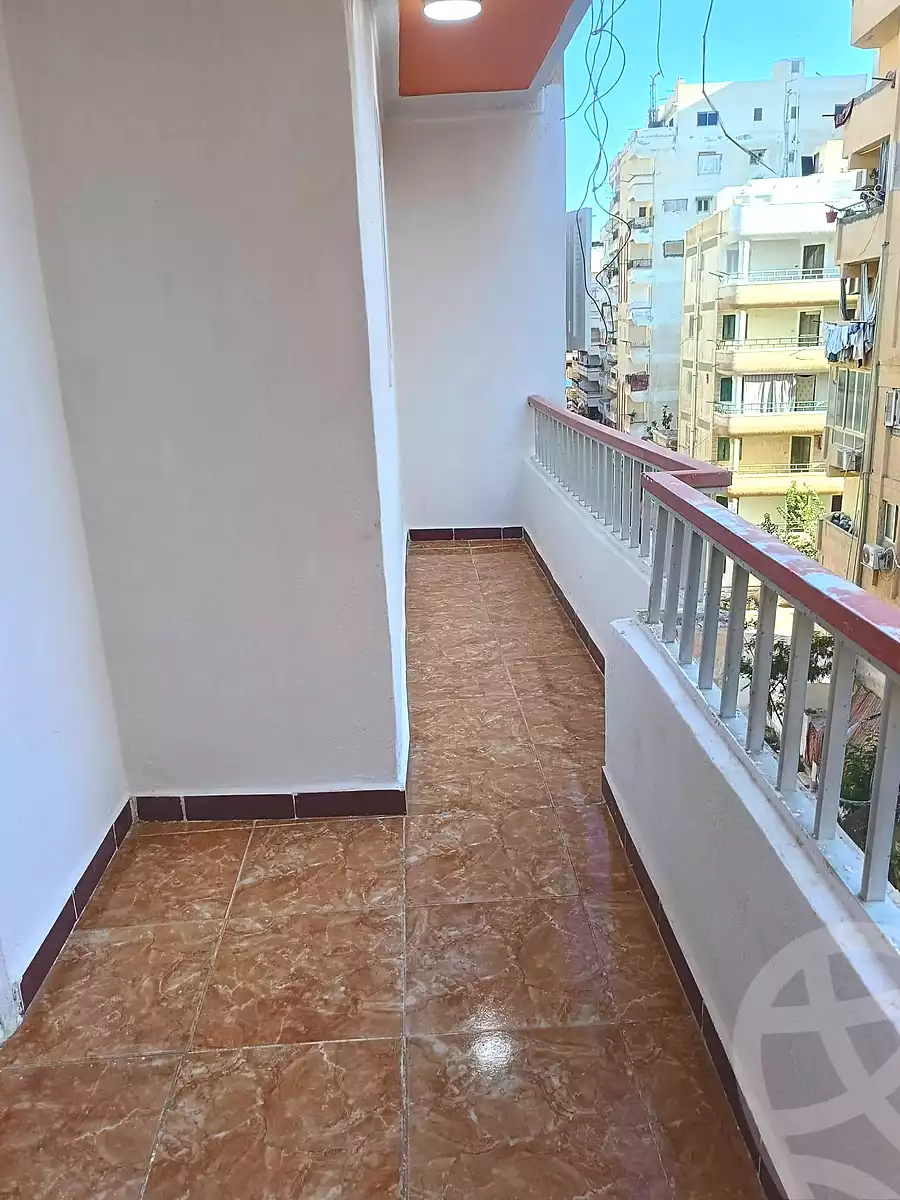 https://aqarmap.com.eg/ar/listing/7306260-for-sale-alexandria-al-agamy-shataa-el-nakheel
