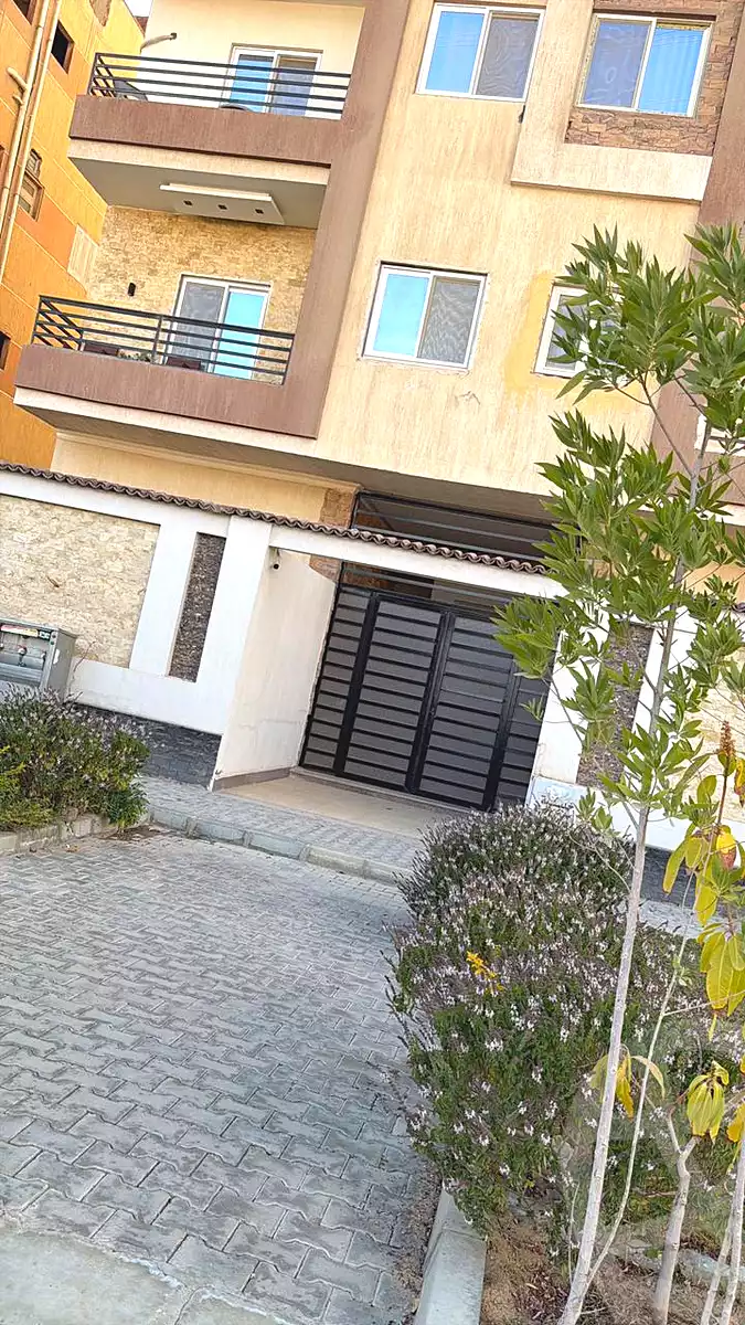 https://aqarmap.com.eg/ar/listing/7306558-for-rent-cairo-6th-of-october-hadaeq-october-october-gardens