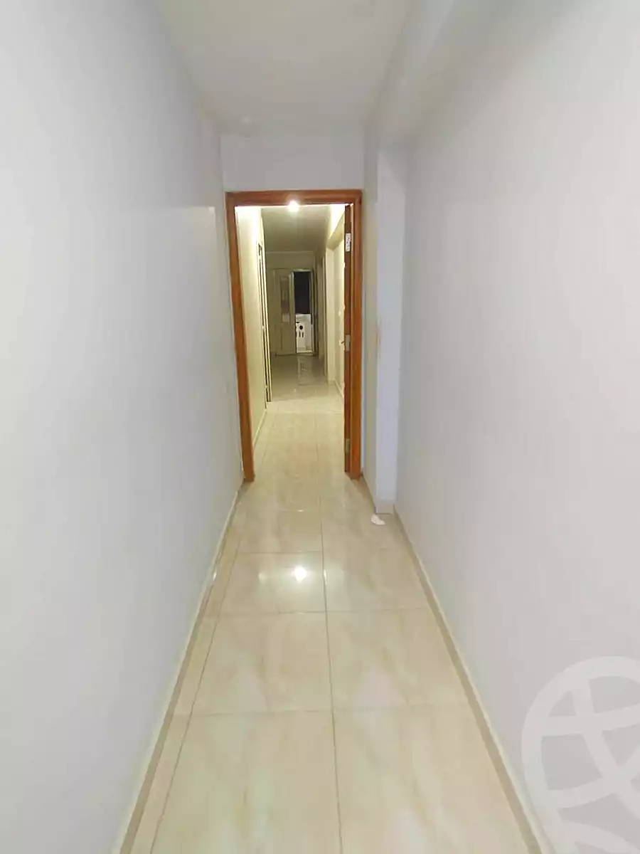 https://aqarmap.com.eg/ar/listing/7306755-for-rent-cairo-ain-shams-mnshy-lthryr