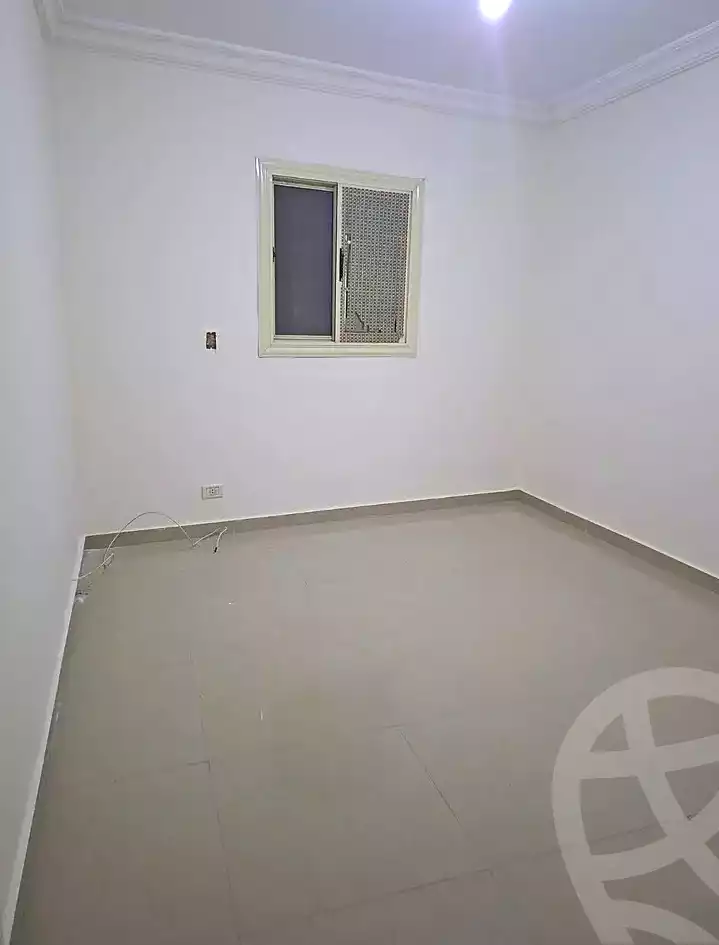 https://aqarmap.com.eg/ar/listing/7306909-for-rent-alexandria-smouha-kamal-el-deen-salah-st