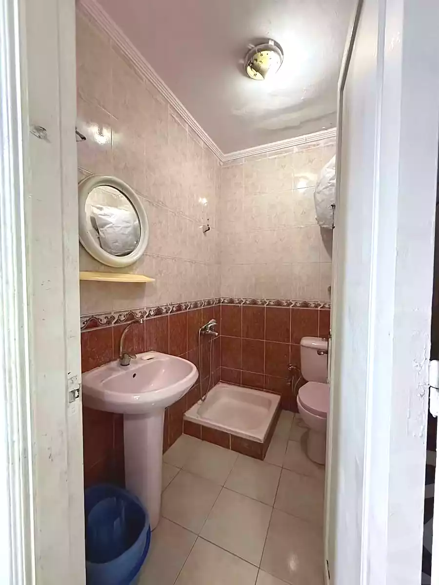 https://aqarmap.com.eg/en/listing/7306965-for-rent-alexandria-al-agamy-el-hanouvel