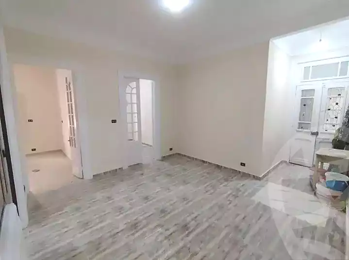 https://aqarmap.com.eg/ar/listing/7307358-for-rent-alexandria-sporting-shr-bwr-s-yd