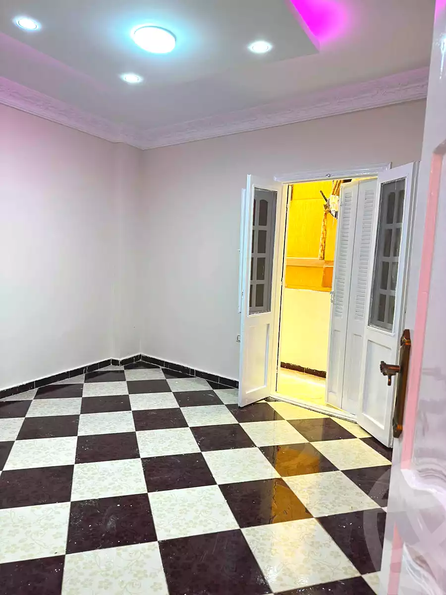 https://aqarmap.com.eg/en/listing/7307515-for-sale-alexandria-al-agamy-el-hanouvel-radwan-st
