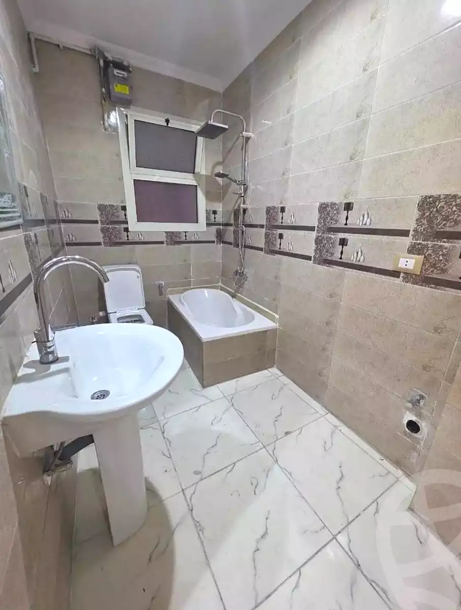 https://aqarmap.com.eg/en/listing/7307532-for-sale-alexandria-el-asafra-shr-45
