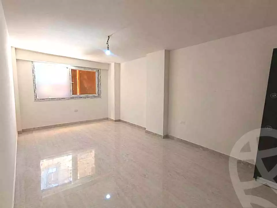https://aqarmap.com.eg/ar/listing/7307555-for-sale-alexandria-sydy-bshr-sydy-bshr-bhry-shr-khld-bn-lwlyd