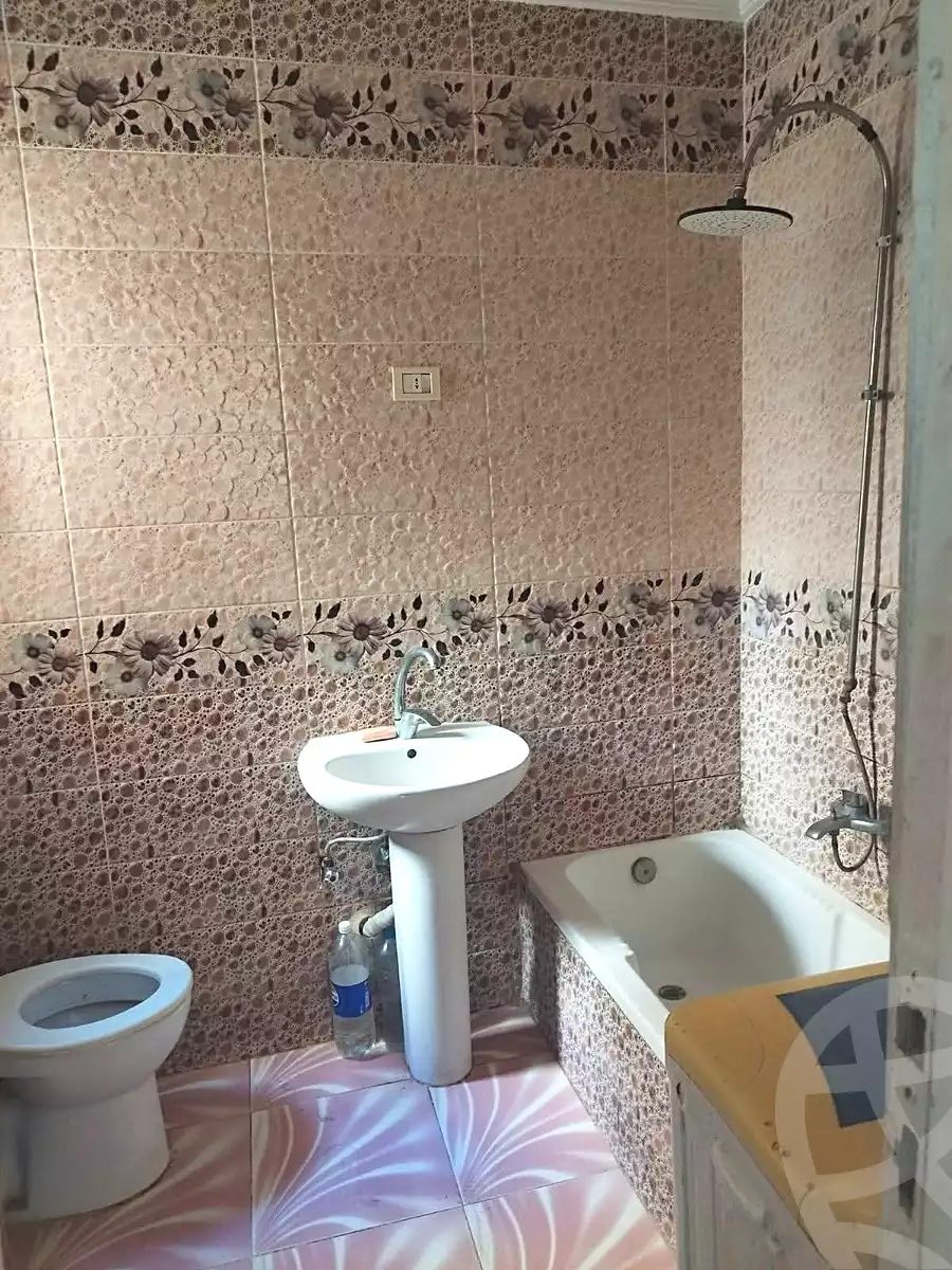 https://aqarmap.com.eg/en/listing/7308096-for-sale-alexandria-al-agamy-lbytsh-shahr-al-assal-st