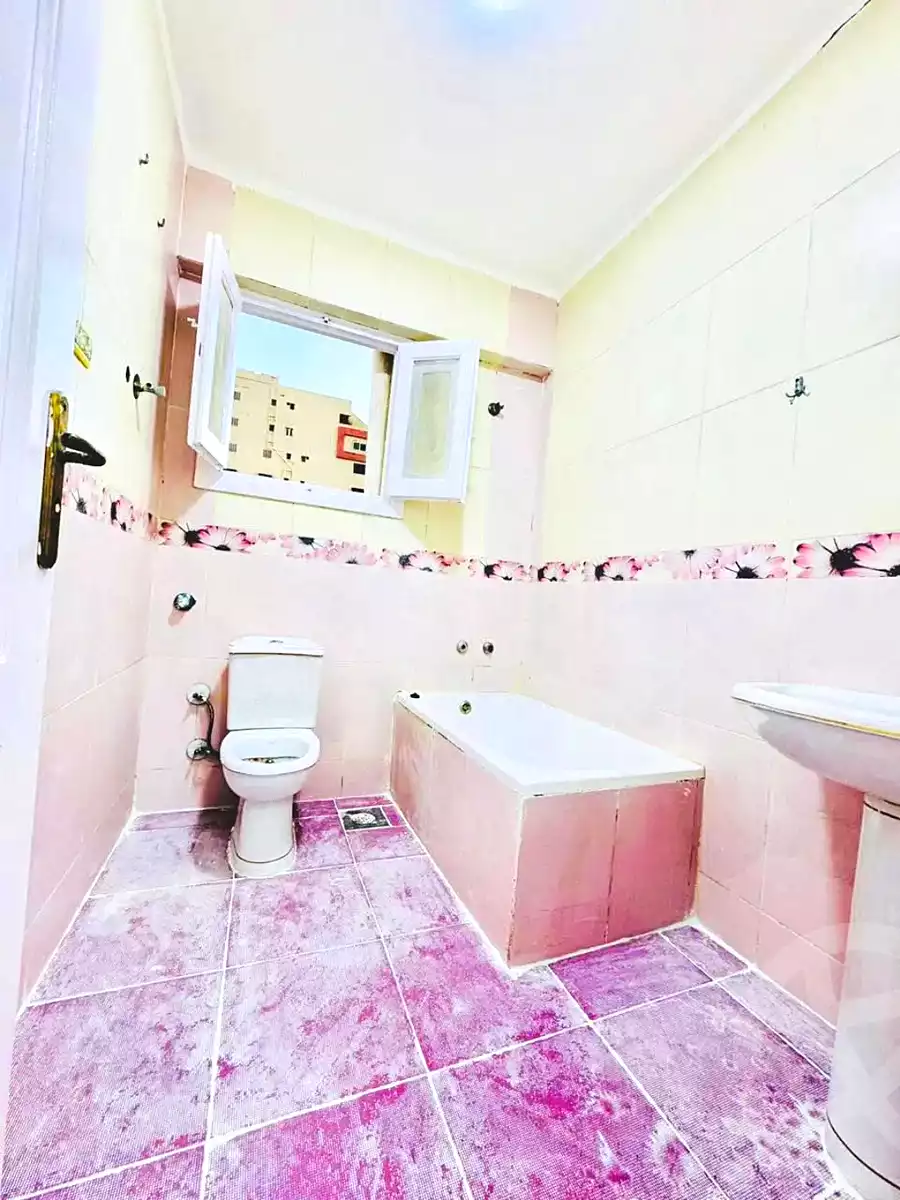 https://aqarmap.com.eg/ar/listing/7308300-for-sale-alexandria-al-agamy-shataa-el-nakheel