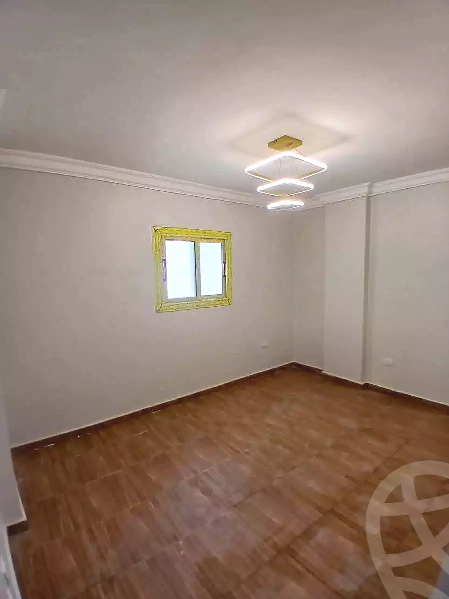 https://aqarmap.com.eg/ar/listing/7308381-for-sale-alexandria-al-agamy-lbytsh-el-zohour-st