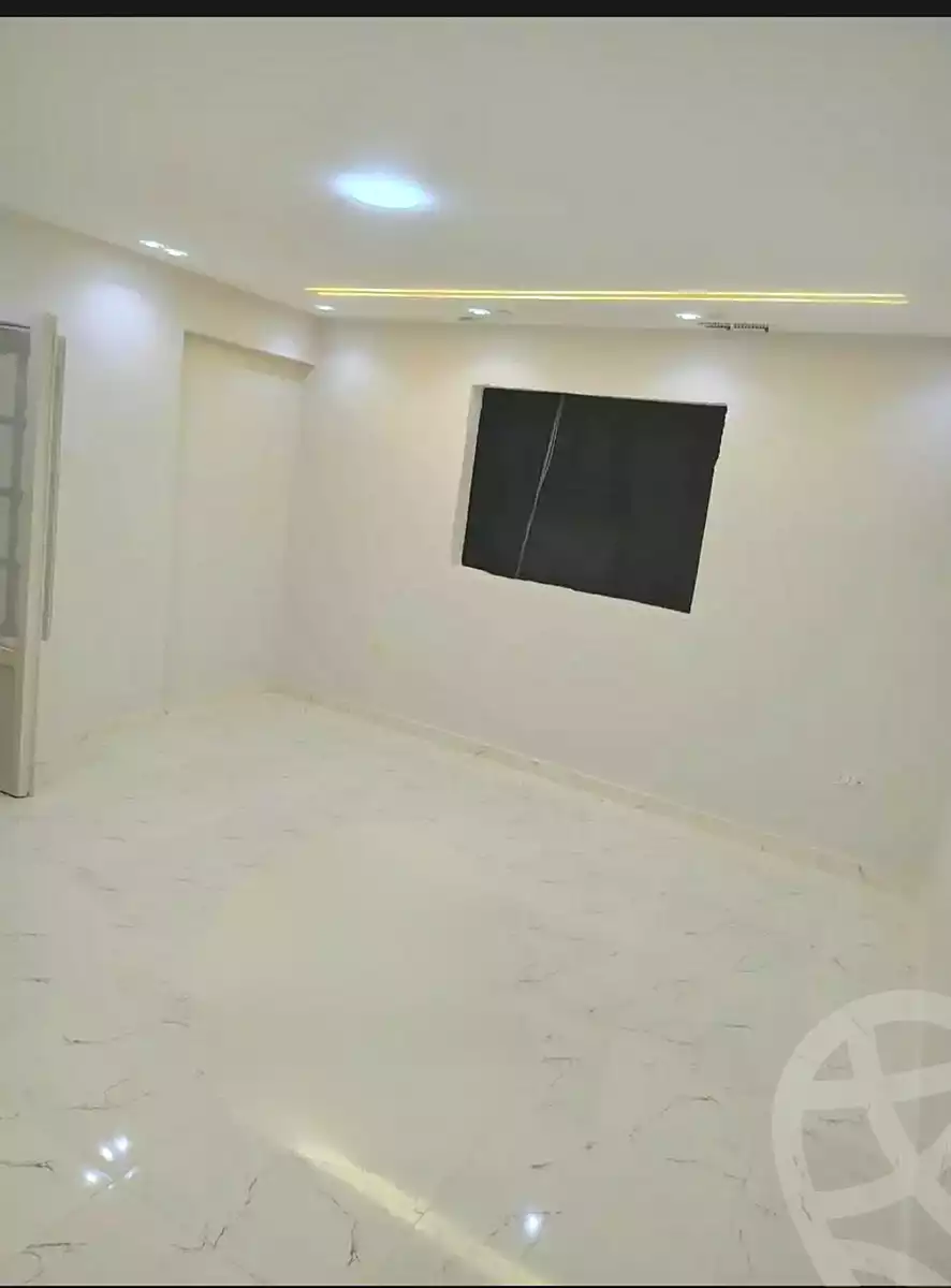 https://aqarmap.com.eg/ar/listing/7308399-for-sale-alexandria-al-agamy-lbytsh-al-kaada-st