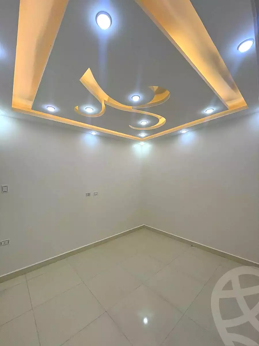https://aqarmap.com.eg/ar/listing/7308419-for-sale-alexandria-al-agamy-lbytsh-el-zohour-st