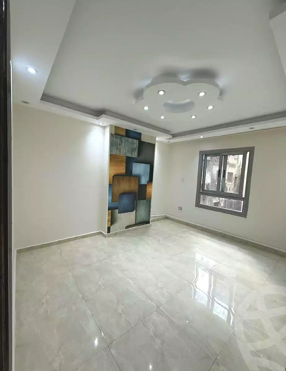 https://aqarmap.com.eg/ar/listing/7308455-for-sale-alexandria-sydy-bshr-sydy-bshr-bhry-shr-khld-bn-lwlyd