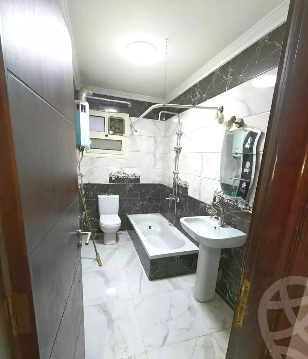 https://aqarmap.com.eg/ar/listing/7308788-for-sale-cairo-ain-shams-el-naam