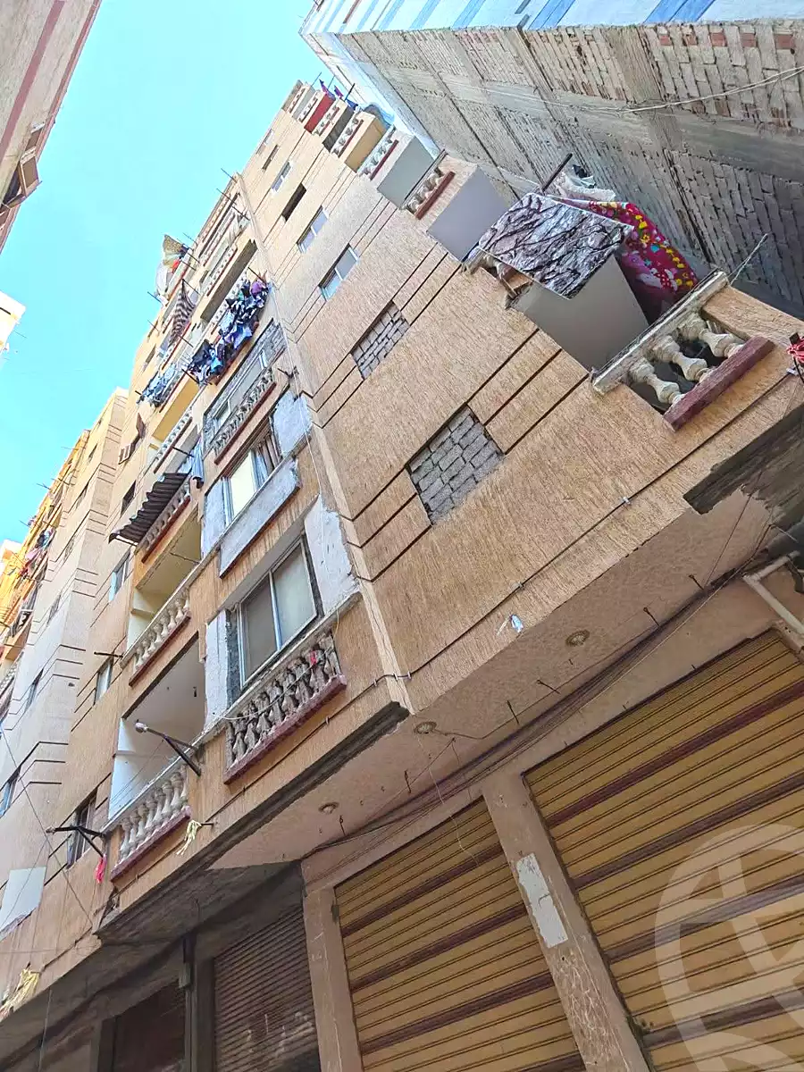 https://aqarmap.com.eg/ar/listing/7308806-for-sale-alexandria-al-agamy-el-hanouvel-yathreb-st