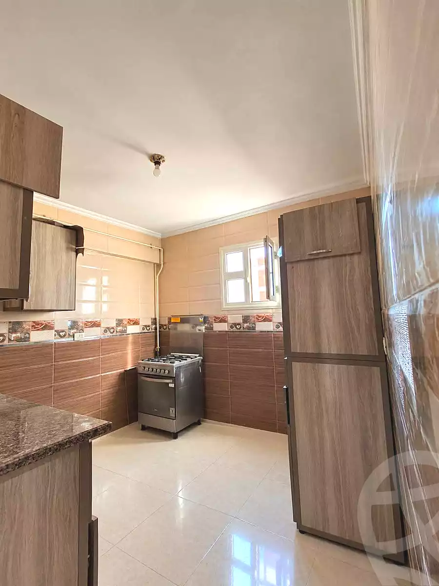 https://aqarmap.com.eg/ar/listing/7308839-for-sale-alexandria-el-asafra-hasan-kamel-st