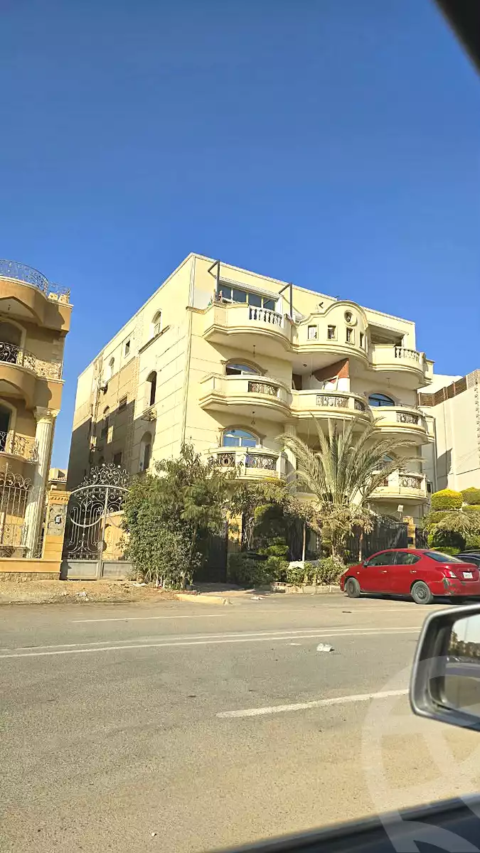 https://aqarmap.com.eg/ar/listing/7309160-for-sale-cairo-new-cairo-el-narges-el-narges-8-omar-makram-street