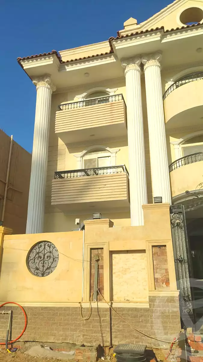 https://aqarmap.com.eg/en/listing/7309169-for-sale-cairo-new-cairo-el-banafsg-el-banafsag-11-suleiman-al-halabi-st