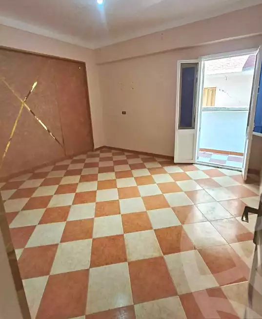 https://aqarmap.com.eg/en/listing/7309949-for-sale-alexandria-lsywf-el-falki