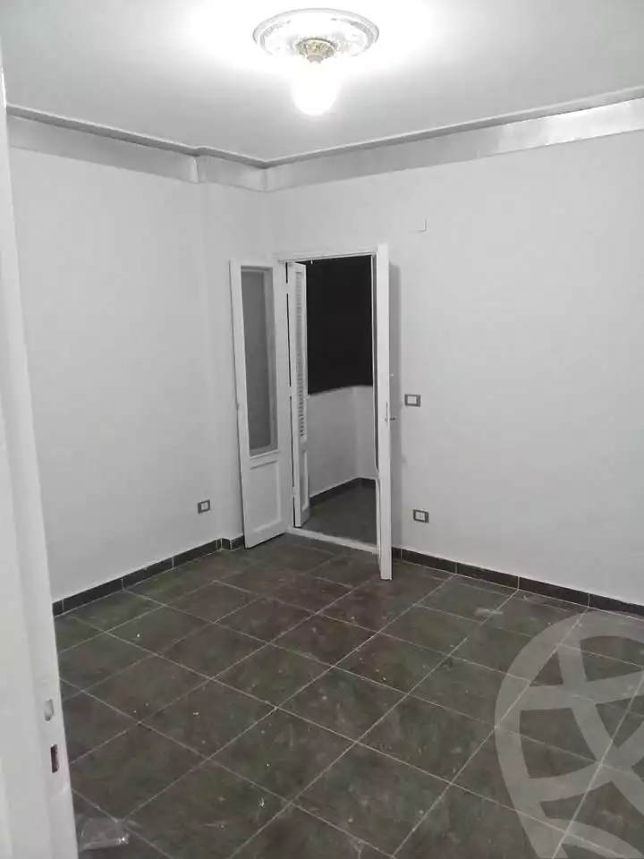 https://aqarmap.com.eg/ar/listing/7310230-for-sale-alexandria-al-agamy-el-hanouvel