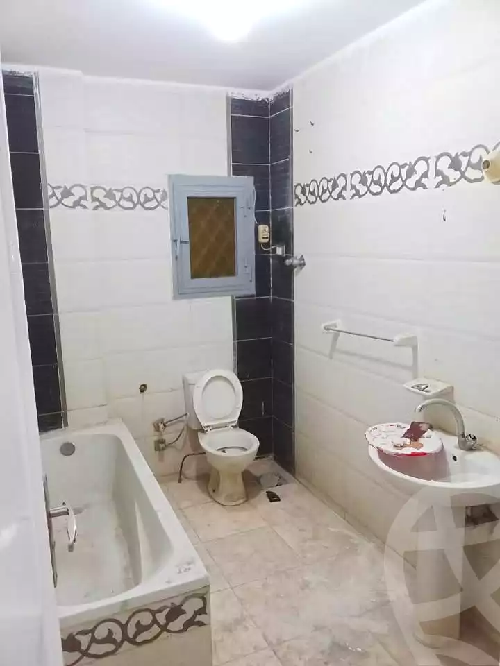 https://aqarmap.com.eg/ar/listing/7310230-for-sale-alexandria-al-agamy-el-hanouvel