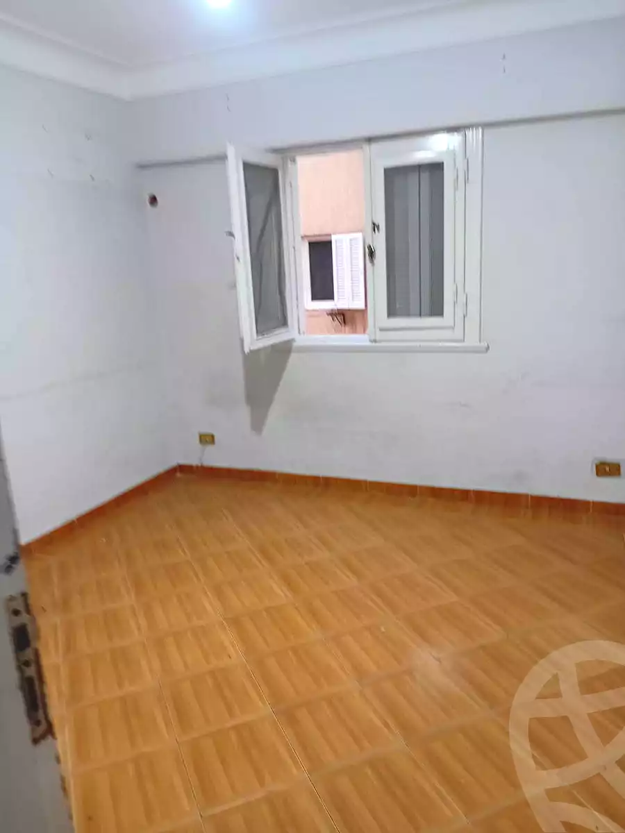https://aqarmap.com.eg/ar/listing/7310360-for-rent-alexandria-smouha