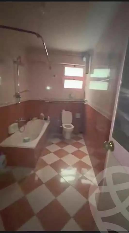https://aqarmap.com.eg/ar/listing/7310381-for-sale-alexandria-el-asafra-shr-45