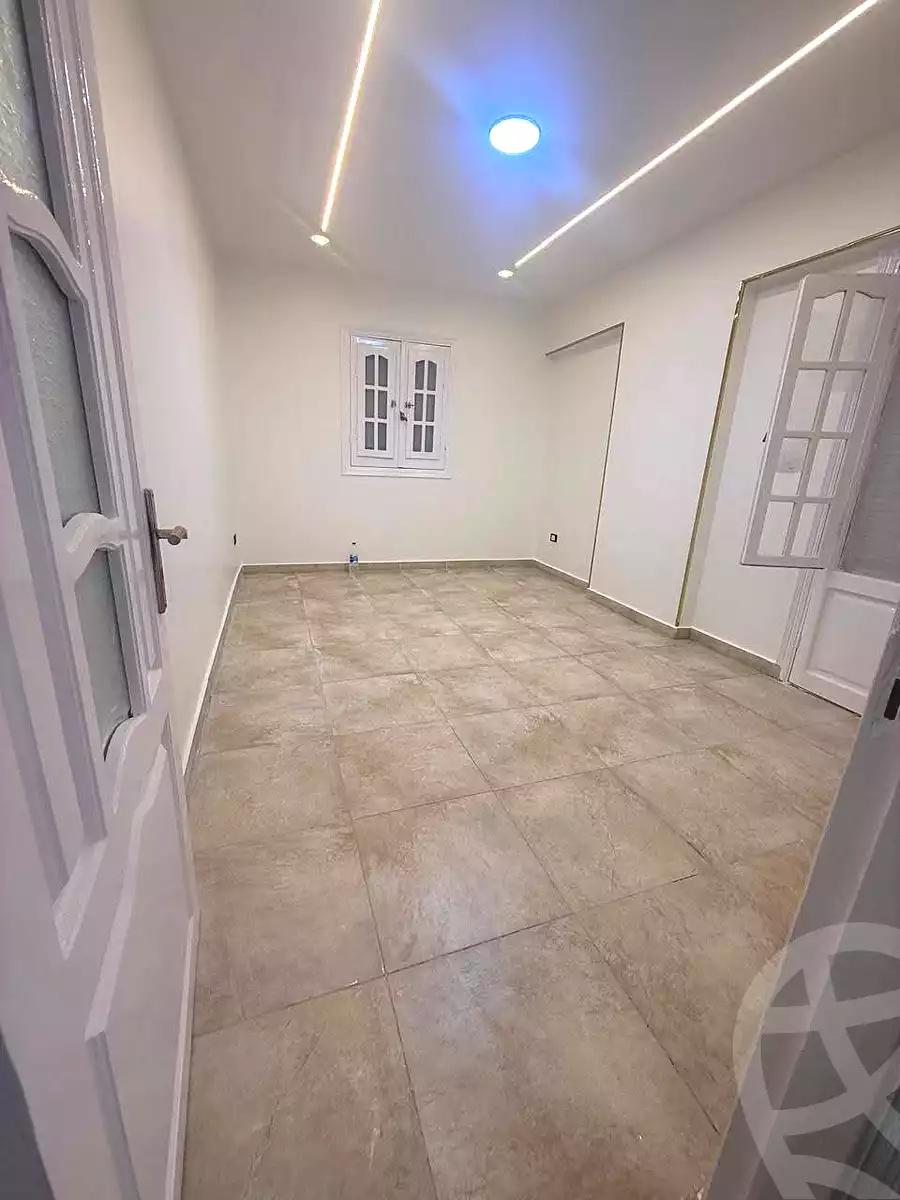 https://aqarmap.com.eg/ar/listing/7310857-for-sale-alexandria-sydy-bshr-sydy-bshr-bhry-street-16