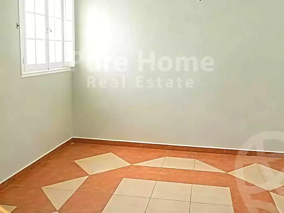https://aqarmap.com.eg/en/listing/7310899-for-sale-alexandria-moharram-bey-othman-galal-st