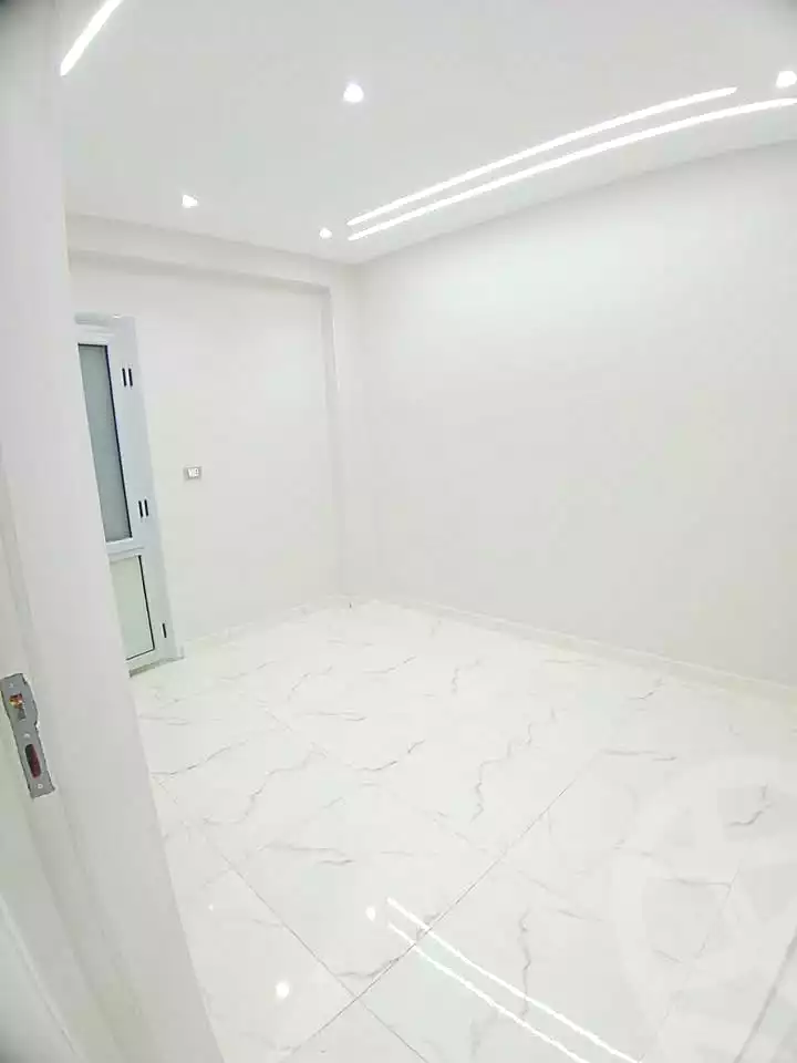 https://aqarmap.com.eg/en/listing/7310942-for-sale-alexandria-moharram-bey