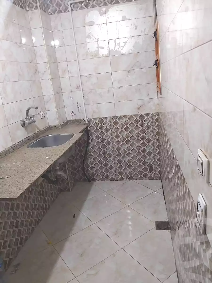 https://aqarmap.com.eg/en/listing/7311090-for-sale-cairo-helwan-kwrnysh-hlwn