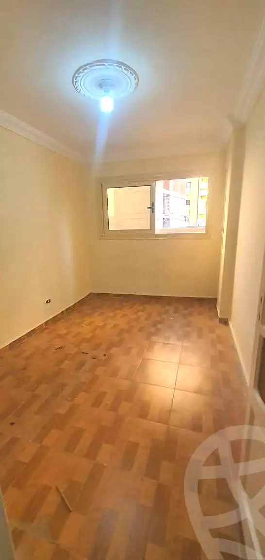 https://aqarmap.com.eg/en/listing/7311176-for-sale-alexandria-el-asafra-shr-45
