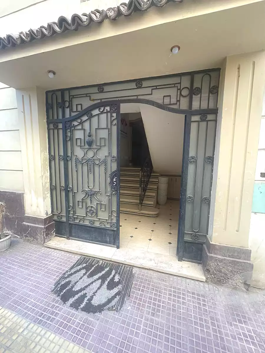 https://aqarmap.com.eg/en/listing/7311319-for-rent-cairo-mokattam-lhdb-l-ly-hy-lqswr