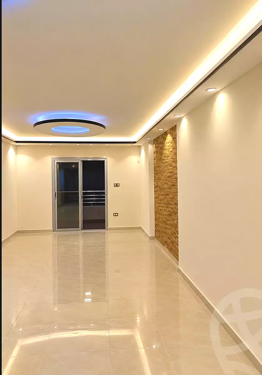 https://aqarmap.com.eg/ar/listing/7312114-for-sale-alexandria-sydy-bshr-sydy-bshr-bhry-shr-khld-bn-lwlyd