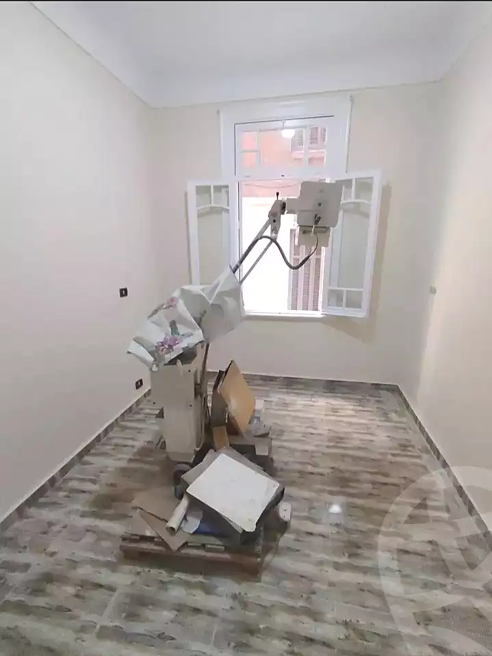 https://aqarmap.com.eg/ar/listing/7312179-for-rent-alexandria-sporting-shr-bwr-s-yd