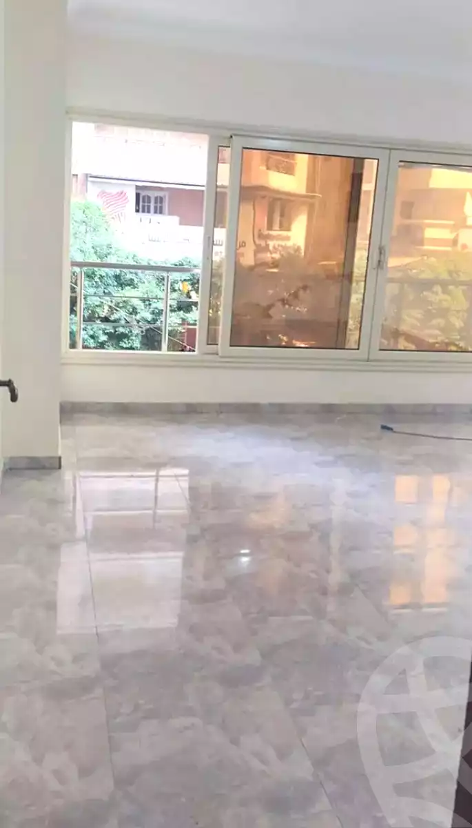 https://aqarmap.com.eg/ar/listing/7312236-for-rent-alexandria-ganaklis