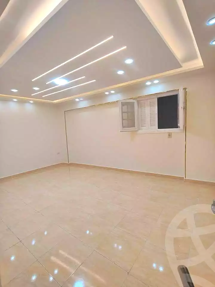 https://aqarmap.com.eg/ar/listing/7312249-for-sale-alexandria-sydy-bshr-sydy-bshr-bhry-shr-mhmwd-l-yswy