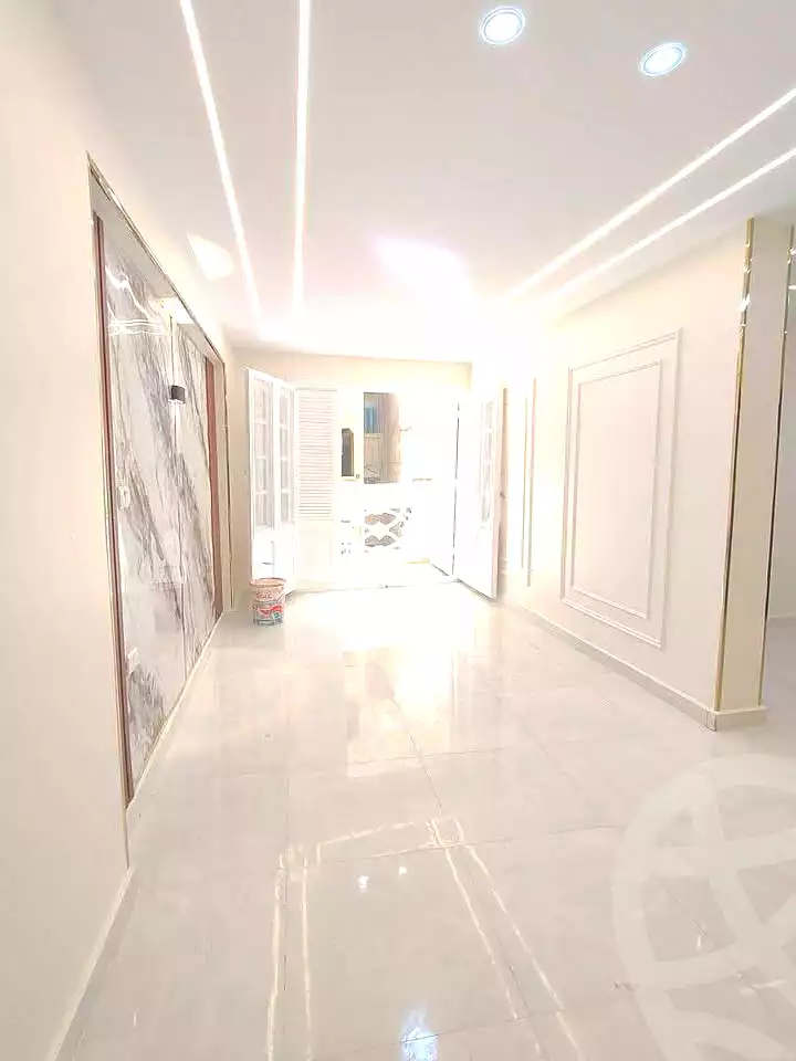 https://aqarmap.com.eg/ar/listing/7312249-for-sale-alexandria-sydy-bshr-sydy-bshr-bhry-shr-mhmwd-l-yswy