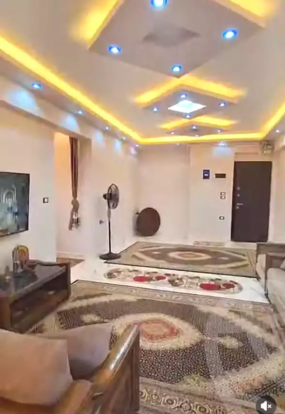 https://aqarmap.com.eg/ar/listing/7312377-for-sale-alexandria-al-agamy-bw-ywsf