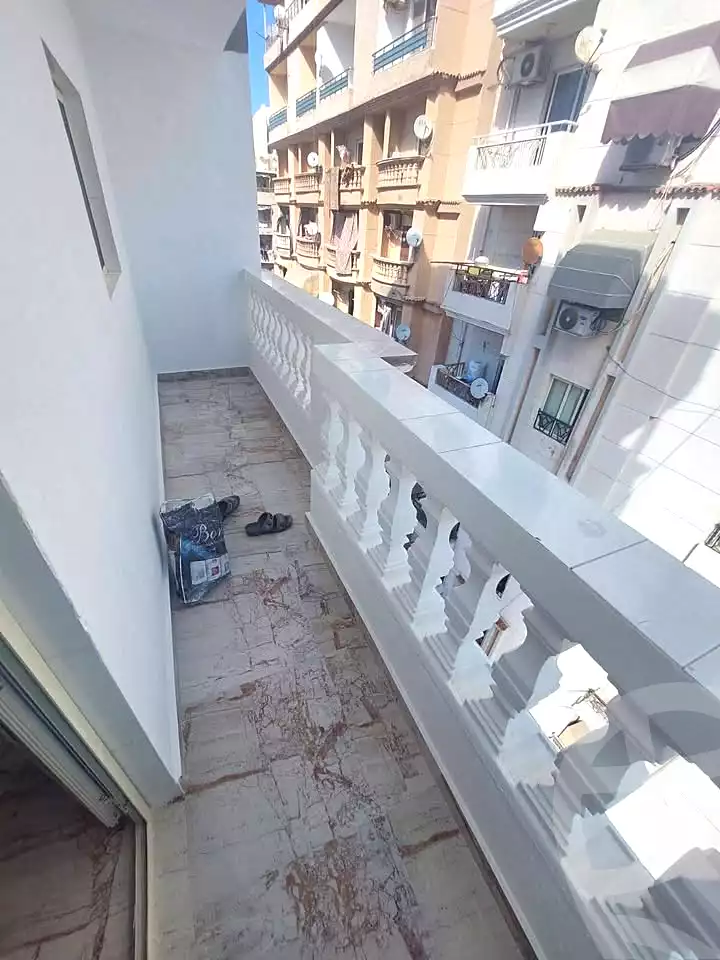 https://aqarmap.com.eg/ar/listing/7312423-for-sale-alexandria-sydy-bshr-sydy-bshr-bhry-gamal-abd-el-nasir-st