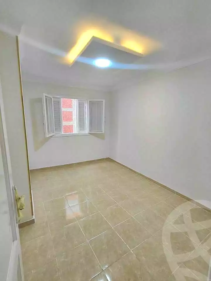 https://aqarmap.com.eg/en/listing/7312551-for-sale-alexandria-sydy-bshr-sydy-bshr-bhry-shr-mhmwd-l-yswy