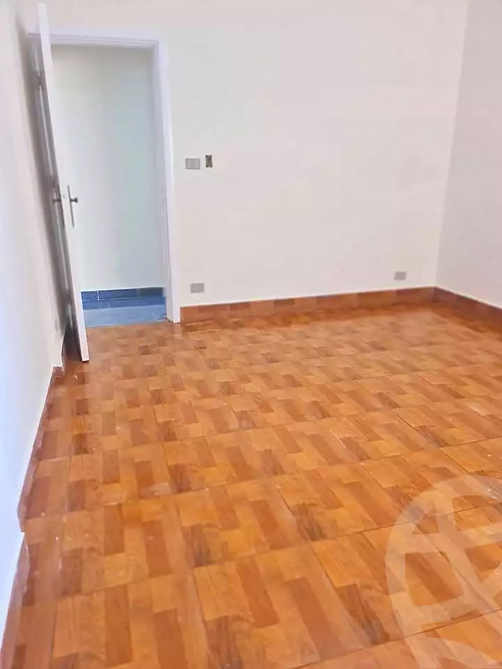 https://aqarmap.com.eg/en/listing/7312596-for-sale-alexandria-roshdy