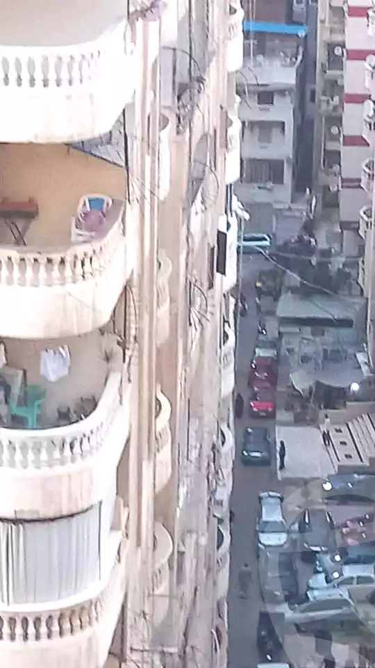 https://aqarmap.com.eg/en/listing/7312718-for-sale-alexandria-sydy-bshr