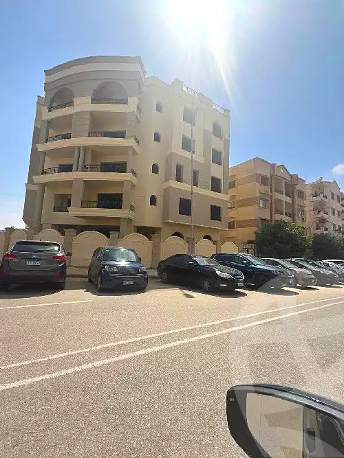 https://aqarmap.com.eg/ar/listing/7312951-for-sale-cairo-new-cairo-el-narges-el-narges-omarat-street-79