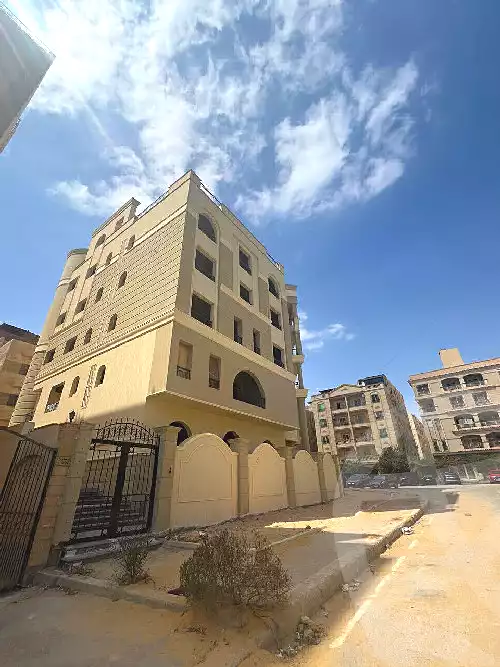 https://aqarmap.com.eg/ar/listing/7312951-for-sale-cairo-new-cairo-el-narges-el-narges-omarat-street-79